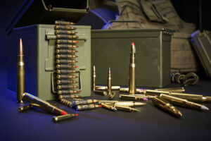 Taurus e Companhia Brasileira de Cartuchos marcam presença na IDEX 2023, maior exposição de Defesa do Oriente Médio, em Abu Dhabi