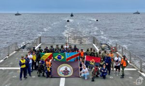 Navio brasileiro participa de exercício internacional em região africana