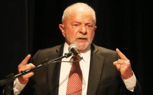 Críticas do presidente Lula à política monetária do BC ganharam força na semana passada