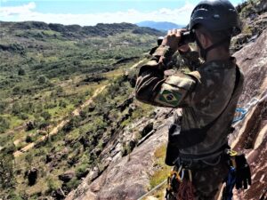 CAEx conclui testes do Monóculo de Imagem Termal OLHAR em ambiente de montanha