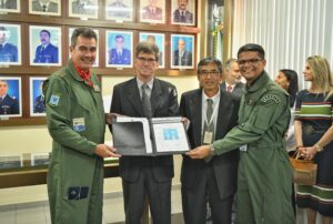 IFI entrega Certificado Suplementar Final do E-99M à Embraer