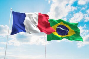 Senado francês recomenda reaproximação política e estratégica da França com o Brasil
