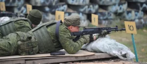 Russos em fuga da guerra na Ucrânia