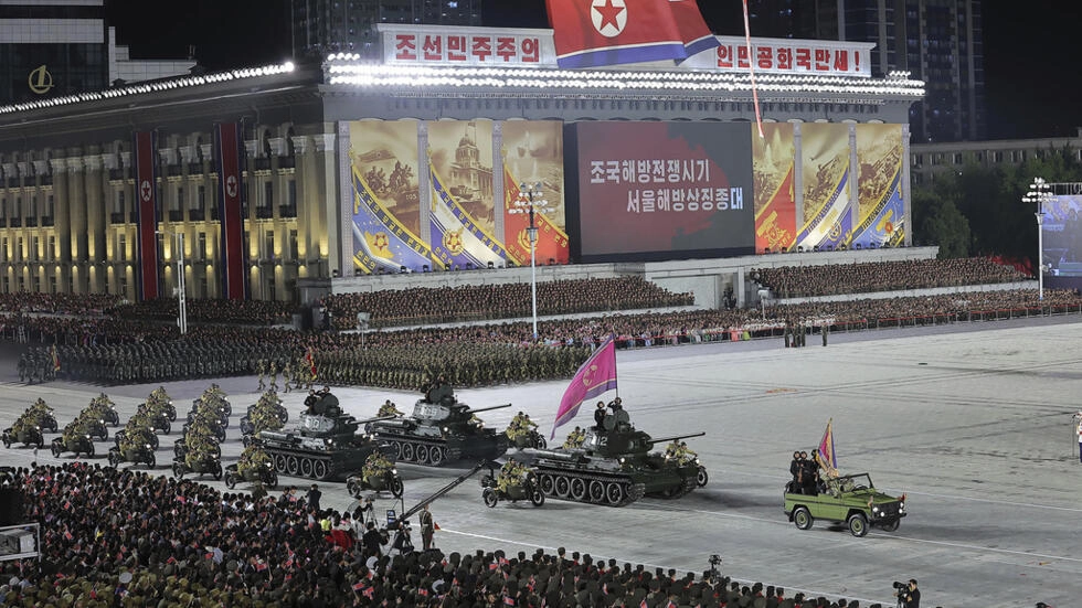 Dia da Vitória na Coreia do Norte: desfile militar tem presença de russos  e chineses - DefesaNet