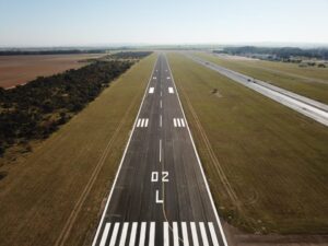 Força Aérea Brasileira reforma pistas com foco em eficiência e sustentabilidade
