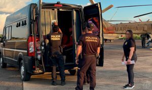 Marinha apreende 800 kg de minério em garimpo ilegal na Terra Indígena Yanomami