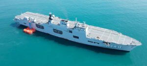 Conheça o Sistema de Evacuação Marítima do Capitânia da Esquadra brasileira