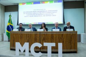 Parceria interministerial com participação da Defesa destina R$ 238 milhões para empresas da base industrial