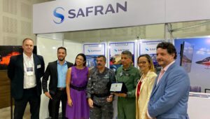 Safran presta homenagem à PM da Bahia