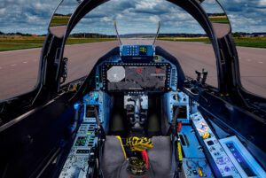 Gripen: conhecendo o cockpit do caça mais avançado do Brasil