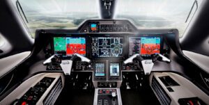 Embraer e CAE dobram capacidade para treinamento de pilotos do Phenom 300 em Las Vegas e Londres-Burgess Hill