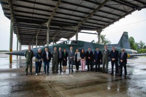 Autoridades dos Três Poderes visitam EXCON Escudo-Tínia 2023