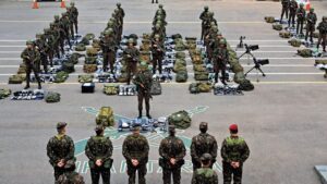 Comandante do Exército acompanha operação de controle da Fronteira Oeste