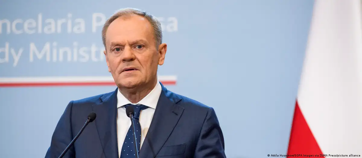 Europa entrou na "era pré-guerra", diz premiê da Polônia