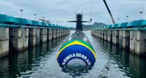 Brazilian Navy launches "Tonelero" submarine at sea in Itaguaí (RJ)