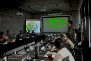 Brasil e Argentina planejam exercício Arandu