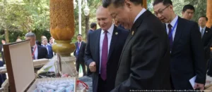 Durante um encontro em 2019, Putin presenteou Xi Jinping com uma caixa de picolés russos