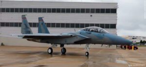 A Primeira Aeronave F-15EX Eagle II Pronta para o Combate