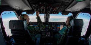 FAB supera 200 mil litros de água lançados no combate aos incêndios no Pantanal