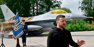 Ucrânia recebe primeiros caças F-16 para enfrentar a Rússia