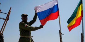 Rússia e Ucrânia também travam uma guerra na África
