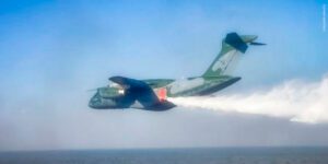 Forças Armadas lançam um milhão de litros de água na região do Pantanal