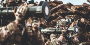 Exército dos EUA seleciona o sistema AT4 da Saab para o programa de Munição de Assalto Individual