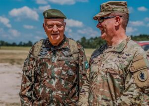 Comandante de Operações Terrestres acompanha exercício nos EUA