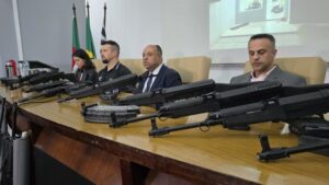 Polícia Civil realiza uma das maiores apreensões de fuzis do RS
