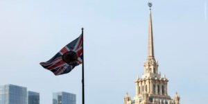 Rússia expulsa seis diplomatas britânicos, tensões aumentam por mísseis da Ucrânia