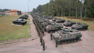 Comandante de Operações Terrestres visita Brigada de Cavalaria Blindada