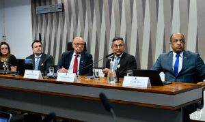 Marinha defende plano nacional integrado para transição energética de navios