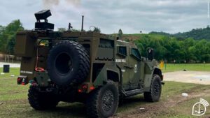 Marinha assina acordo com uma das maiores empresas de tecnologias não letais do mundo