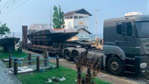 Comando Militar da Amazônia recebe lancha para Operações Ribeirinhas