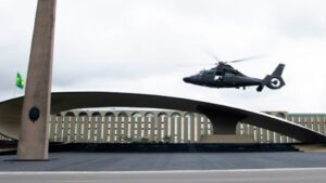 Exército moderniza frota de helicópteros Pantera K2