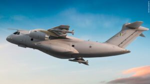 Embraer e FAB assinam acordo para ampliar capacidade do C-390 Millennium em missões especiais