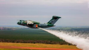 Força Aérea Brasileira adquire segunda unidade de equipamento de combate a incêndios para equipar a frota de KC-390
