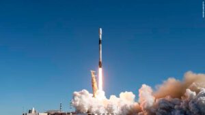 ICEYE lança quatro novos satélites, apoiando missões adicionais de clientes