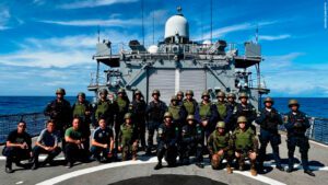 Aspirantes a oficial das Forças Armadas Brasileiras participam de exercício conjunto