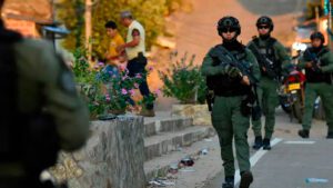 Colômbia: da "paz total" à "guerra" em Catatumbo