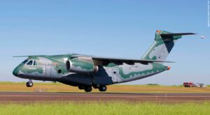 Embraer comemora 10 anos do primeiro voo do KC-390 Millennium