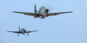 FAB intercepta aeronave do tráfico em rota do Peru para o Brasil