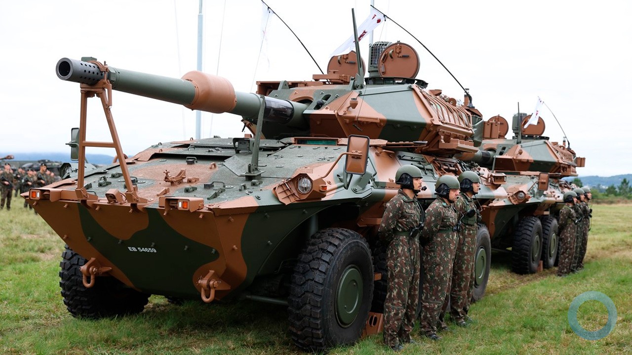 O caça tanques Centauro