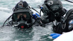 Do fundo do mar à linha de frente: como atuam os mergulhadores militares