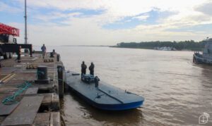 Semissubmersível passará por perícia e ficará à disposição das investigações - Imagem: Marinheiro Erick Gomes Fonte: Agência Marinha de Notícias