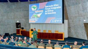 Em Brasília, Ministro da Defesa confere os resultados das ações logísticas da Operação Atlas