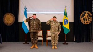 Brasil e Argentina fortalecem laços na Engenharia Militar com curso de gerenciamento de obras