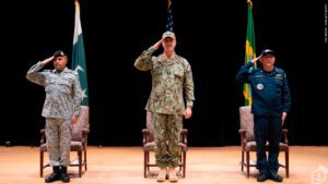 Marinha do Brasil lidera pela quarta vez Força internacional contra pirataria em área estratégica