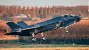 Holanda envia caças F-35 para defender Polônia após violação de drones russos