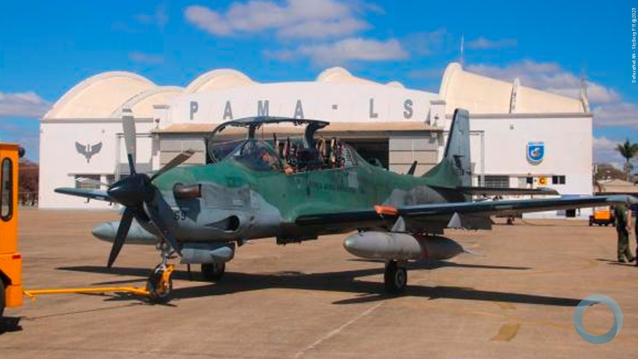 PAMA-LS realiza atualização de sistema de navegação da aeronave A-29 Super Tucano